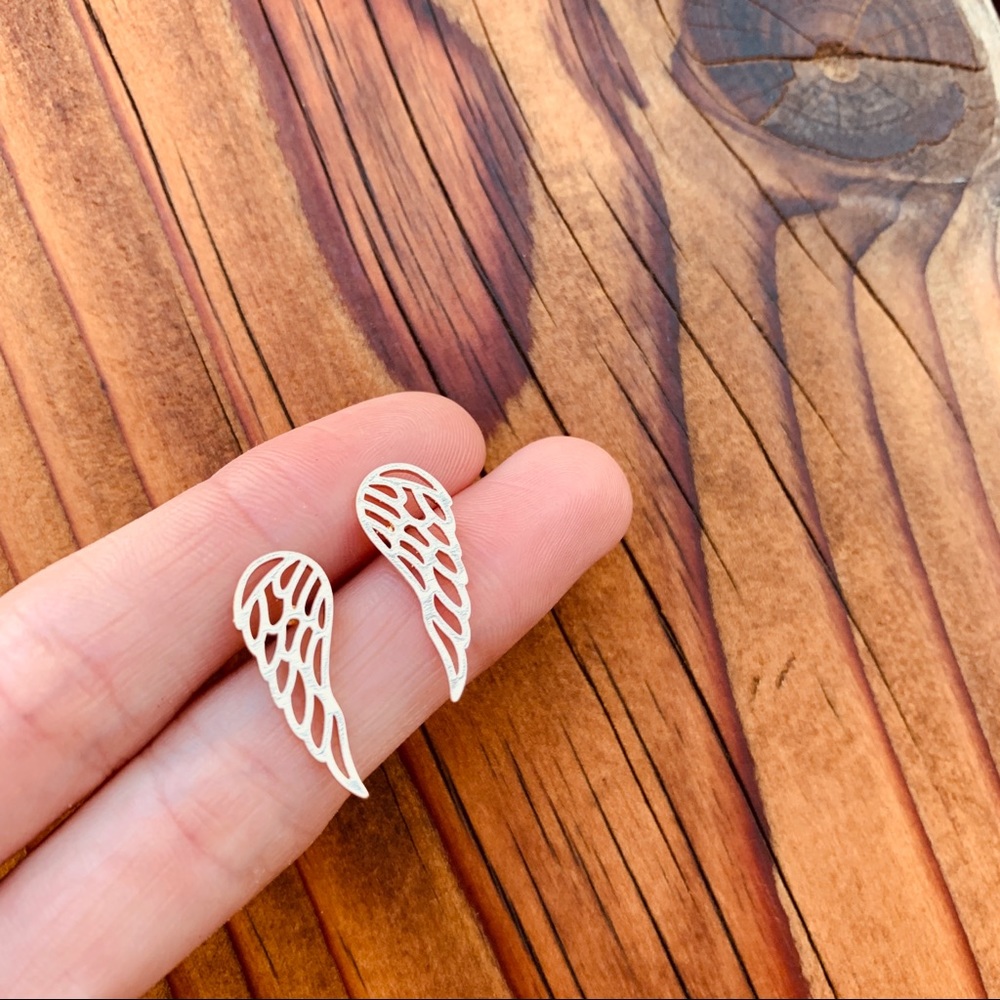 WINGS ♡ Stainless Steel Stud Earrings - Picture 7 of 10